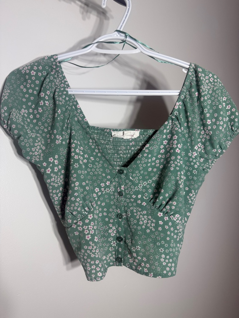 Pink Rose Green Floral Button-Front Puff Sleeve Crop Blouse